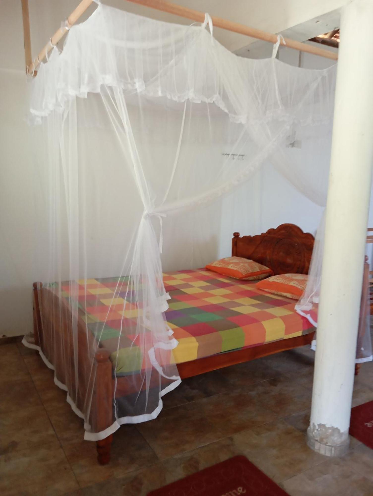 Sunshine Cafe Apartment Tangalle Luaran gambar