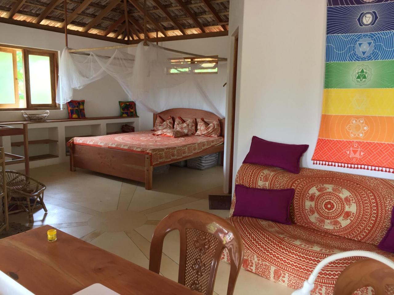 Sunshine Cafe Apartment Tangalle Luaran gambar