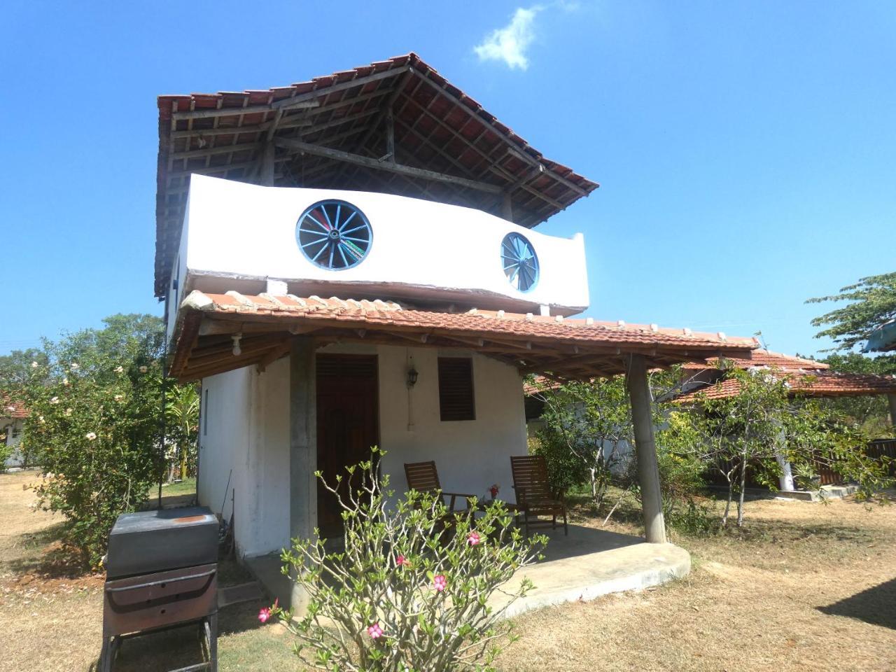 Sunshine Cafe Apartment Tangalle Luaran gambar